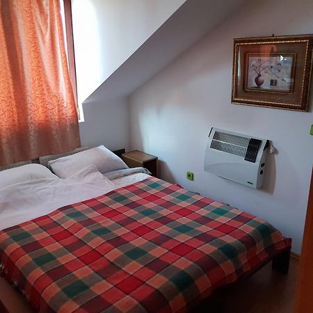 Hostel Gonzo Sarajevo Exteriör bild